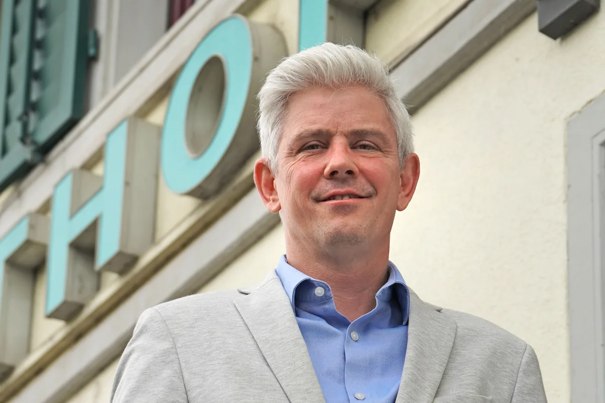 Das Restaurant Löwen in Mönchaltorf hat einen neuen Pächter – Marcel Hertach.